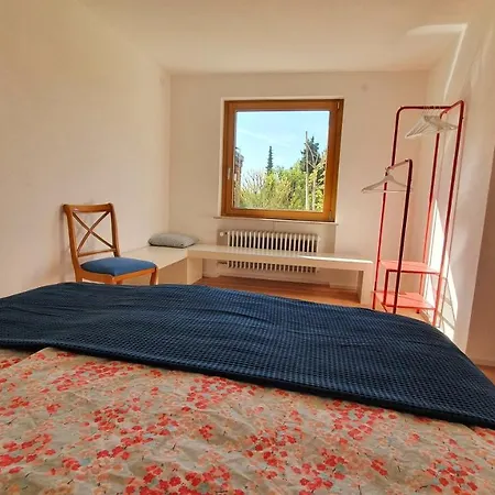 Traumhafte Gartenwohnung In Ueberlinger Hanglage - Zur Goldenen Kiwi *
