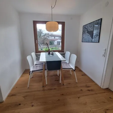 Traumhafte Gartenwohnung In Ueberlinger Hanglage - Zur Goldenen Kiwi Apartment