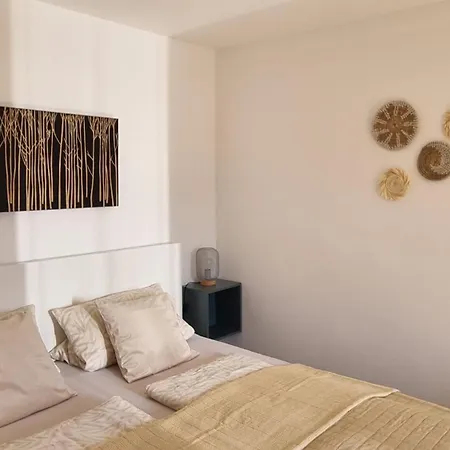 Traumhafte Gartenwohnung In überlinger Hanglage - Zur Goldenen Kiwi Apartment